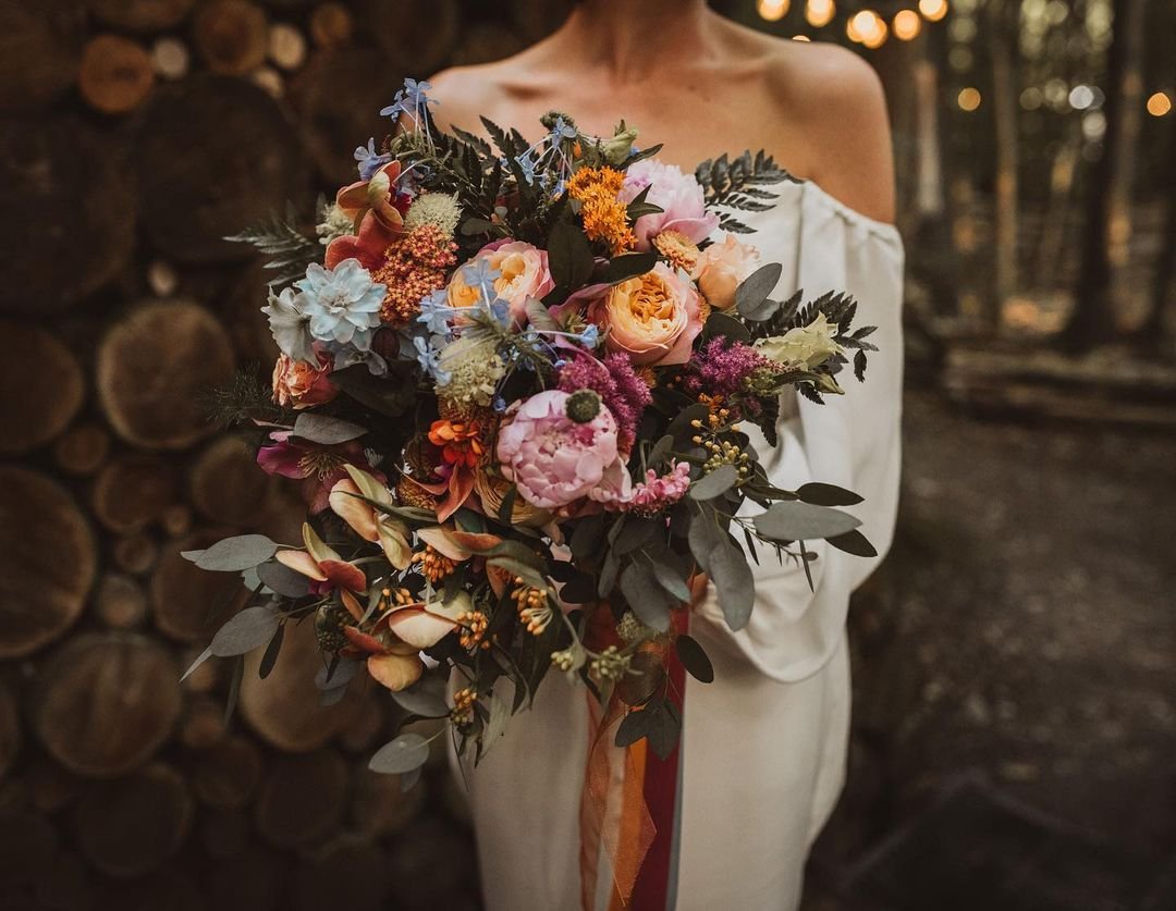 Bouquet sposa 2023 e non solo: come scegliere un bouquet che vada oltre le mode.